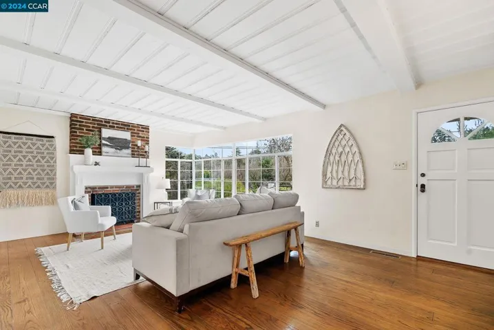360 Muller Rd, Walnut Creek, California 94598