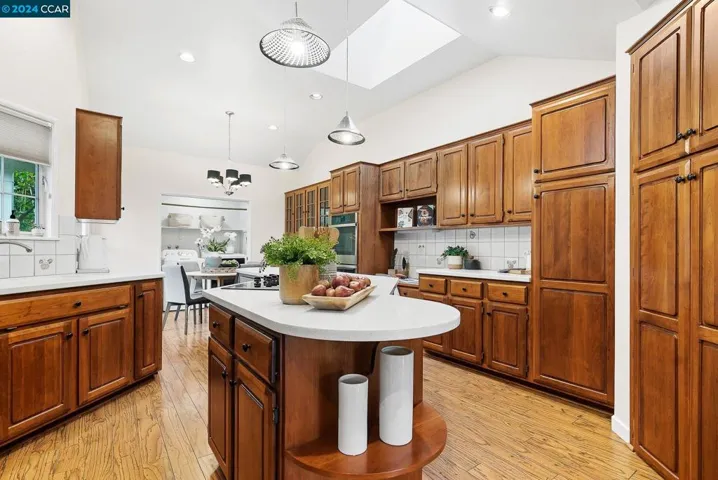360 Muller Rd, Walnut Creek, California 94598