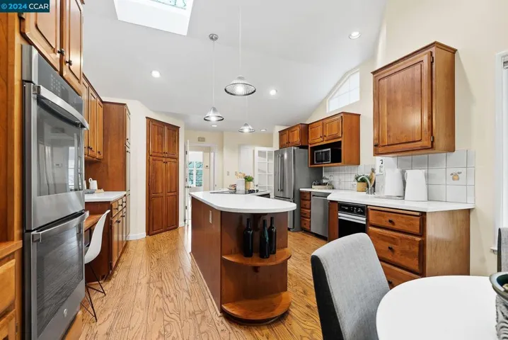 360 Muller Rd, Walnut Creek, California 94598