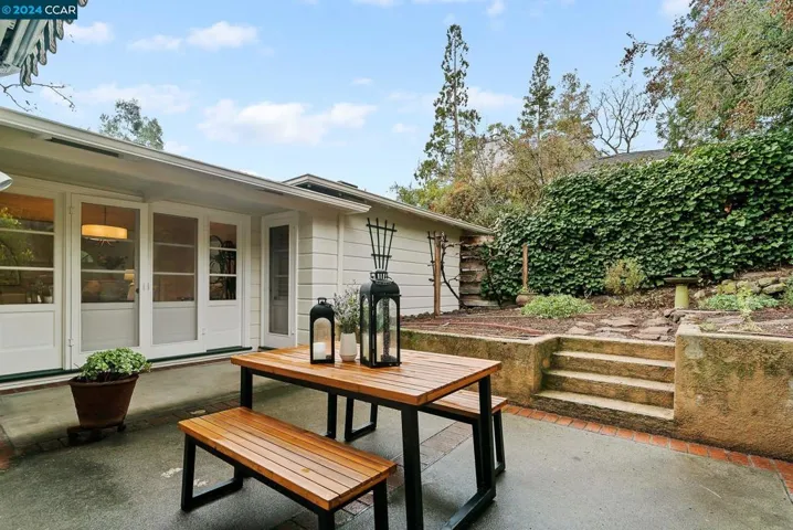 360 Muller Rd, Walnut Creek, California 94598
