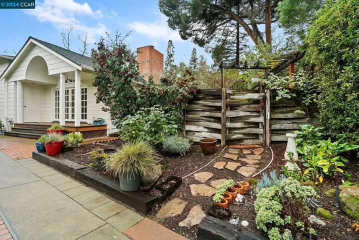 360 Muller Rd, Walnut Creek, California 94598