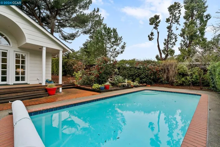 360 Muller Rd, Walnut Creek, California 94598
