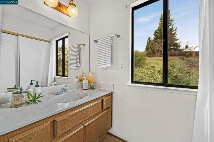 8681 Waterford Ct, Dublin, California 94568