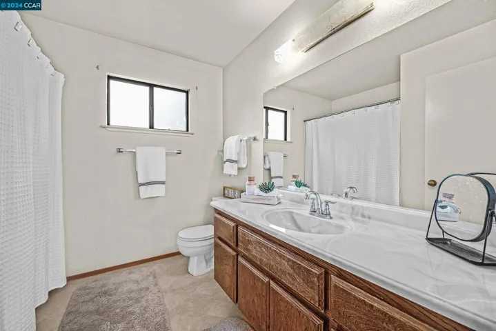 8681 Waterford Ct, Dublin, California 94568