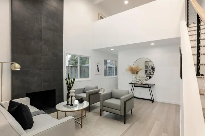 259 Los Palmos Way, San Jose, California 95119