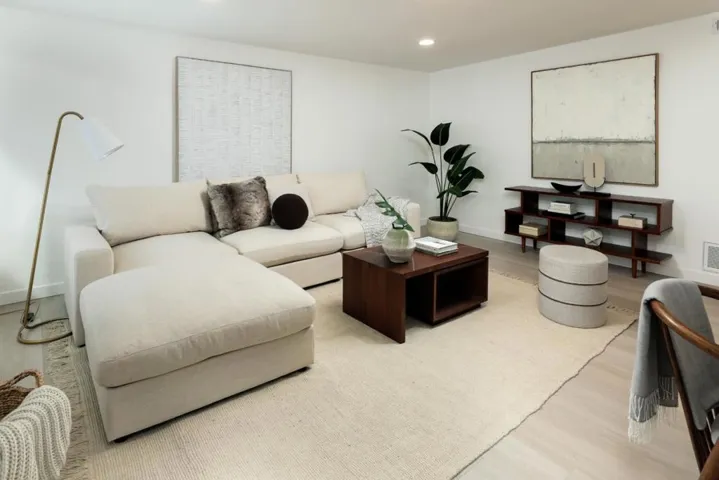 259 Los Palmos Way, San Jose, California 95119