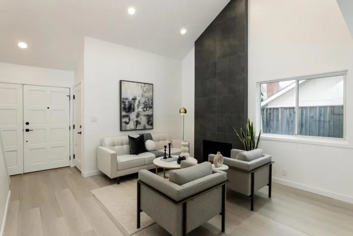 259 Los Palmos Way, San Jose, California 95119