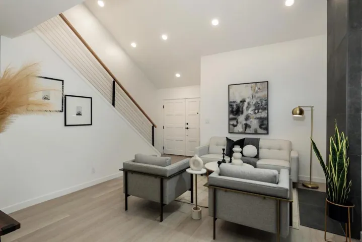 259 Los Palmos Way, San Jose, California 95119