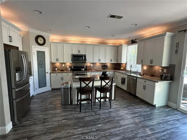 10219 Via Pescadero, Moreno Valley, California 92557