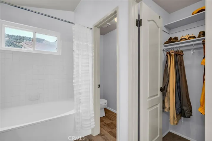 28726 Greenwood Place, Castaic, California 91384
