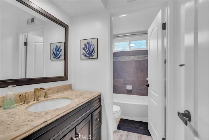 28726 Greenwood Place, Castaic, California 91384