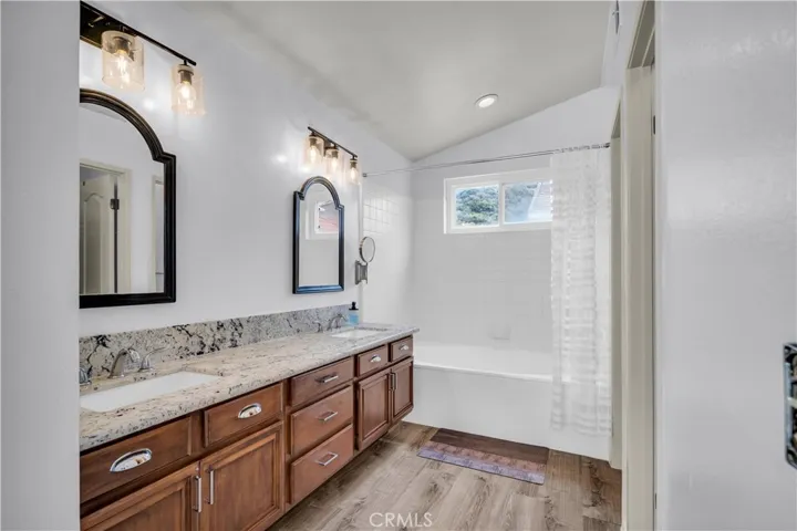 28726 Greenwood Place, Castaic, California 91384