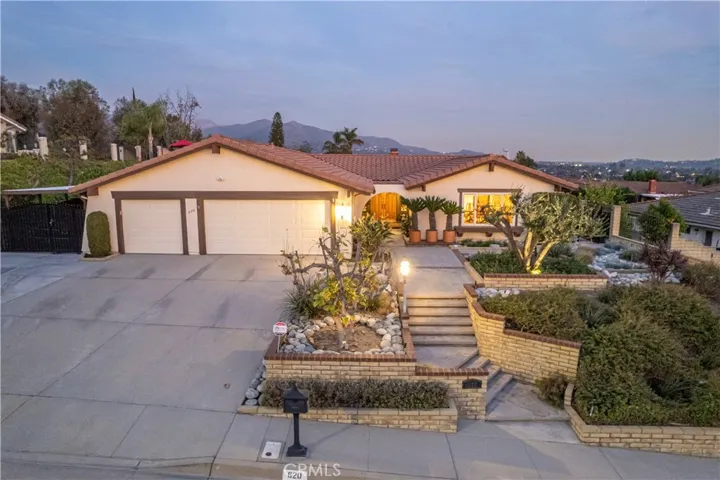 620 N Wildwood Avenue, Glendora, California 91741