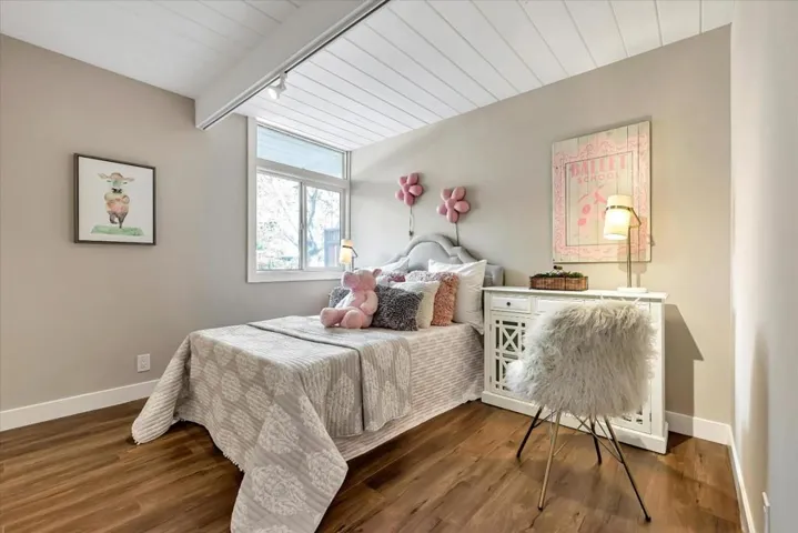 3464 Janice Way, Palo Alto, California 94303