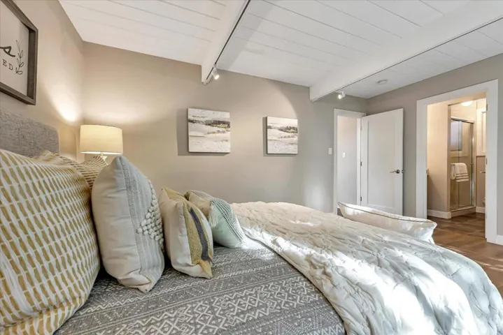 3464 Janice Way, Palo Alto, California 94303