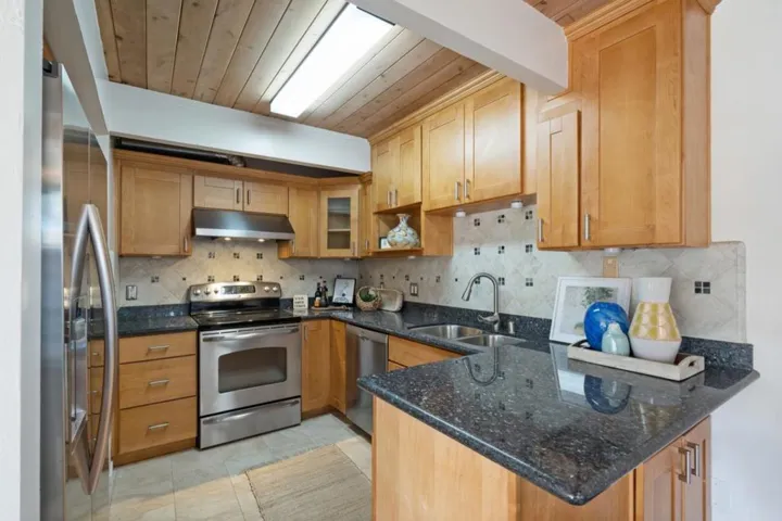 715 Quetta Avenue A, Sunnyvale, California 94087