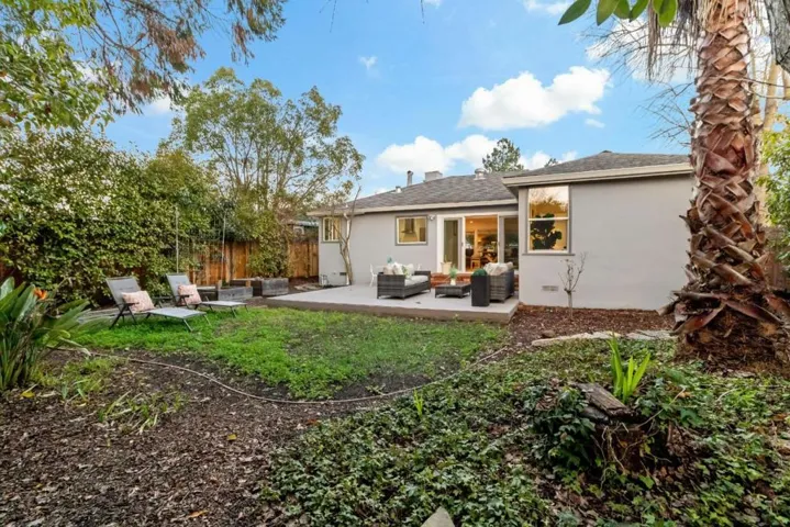 1133 18th Avenue, Redwood City, California 94063