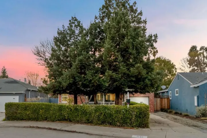 1133 18th Avenue, Redwood City, California 94063