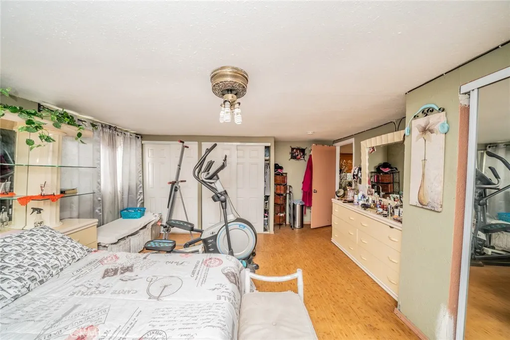 19340 S Jurupa Avenue, Bloomington, California 92316 home-pic-21