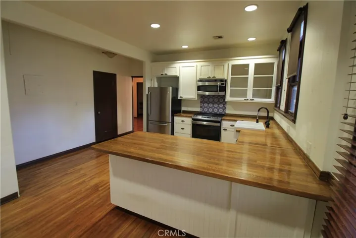 244 S Orange Grove Boulevard 203, Pasadena, California 91105