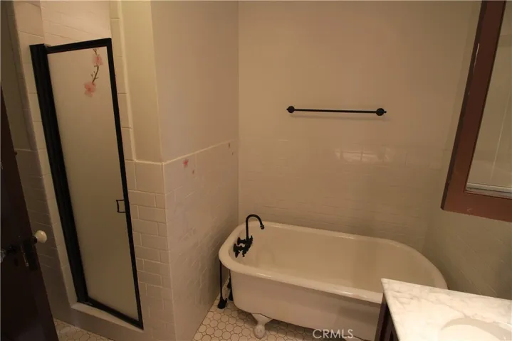 244 S Orange Grove Boulevard 203, Pasadena, California 91105