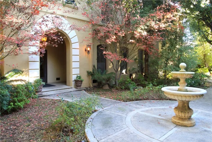 244 S Orange Grove Boulevard 203, Pasadena, California 91105
