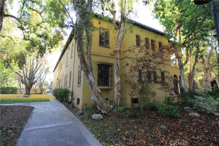 244 S Orange Grove Boulevard 203, Pasadena, California 91105