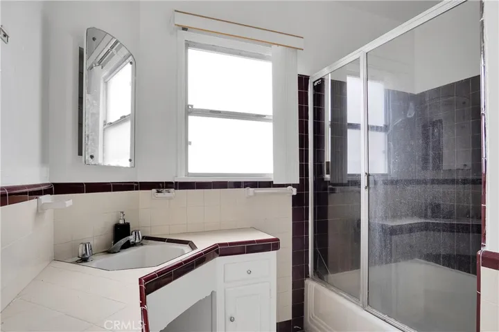 848 N Alexandria Avenue, Los Angeles, California 90029