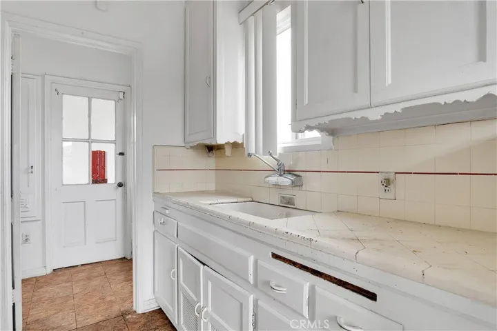 848 N Alexandria Avenue, Los Angeles, California 90029