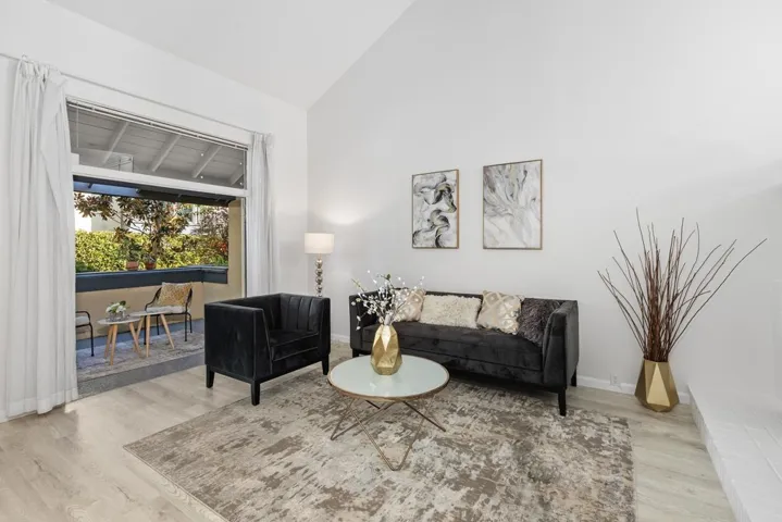 3122 Morning Way, La Jolla, California 92037