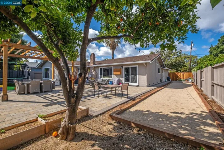 1666 Clayton Way, Concord, California 94519