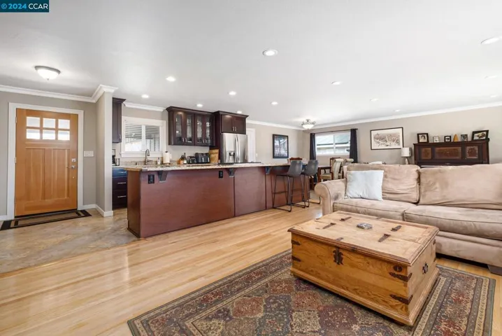 1666 Clayton Way, Concord, California 94519