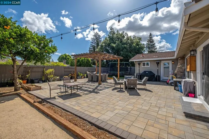 1666 Clayton Way, Concord, California 94519