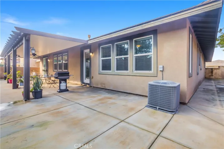 14253 Florence Street, Eastvale, California 92880