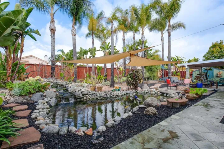 Tropical paradise!