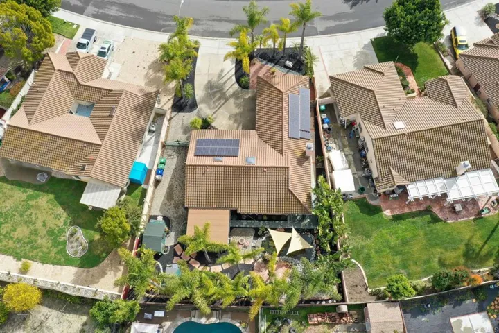 Middle Home