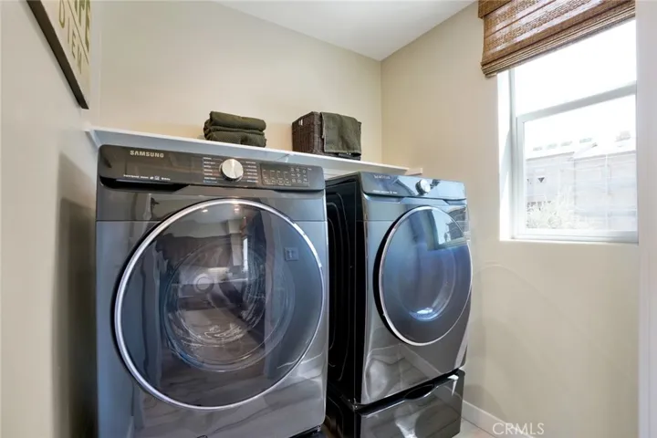 images are of builder model home for demonstration purposes only