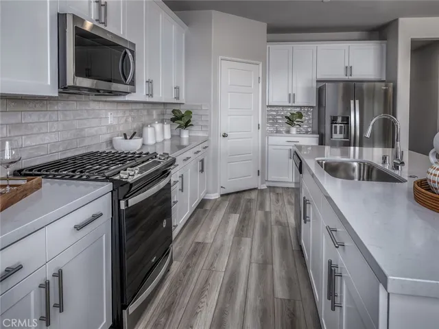 Photo is not of the actual home, but is an inspirational photo of builder’s model home and may depict options, furnishings, and/or decorator features that are not included