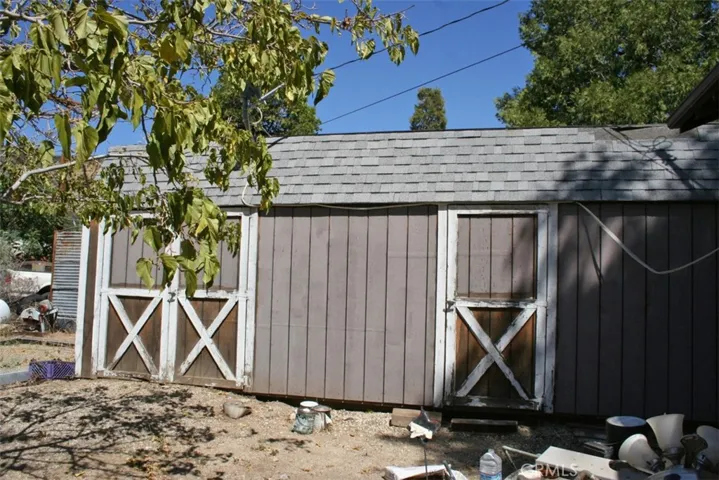 17548 Trail N, Lake Hughes, California 93532