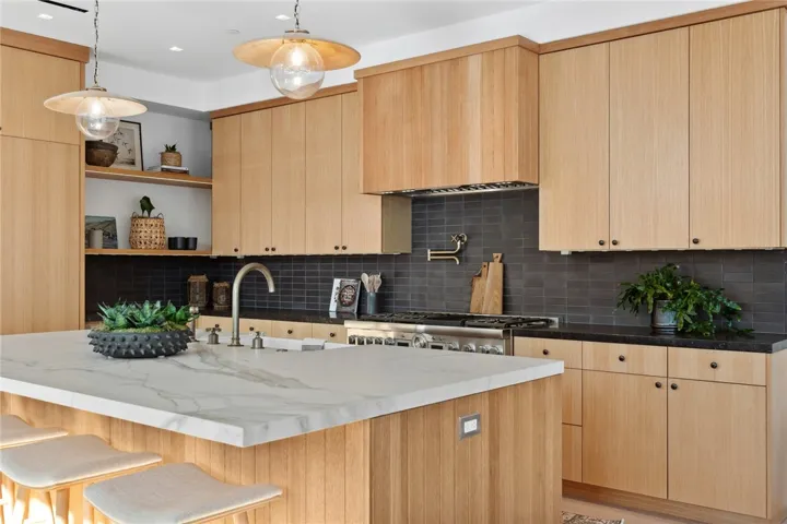 1416 E Balboa Boulevard, Newport Beach, California 92661