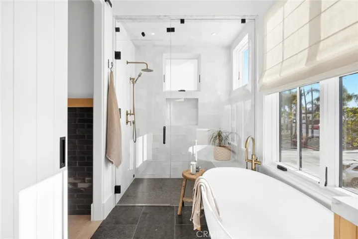 1416 E Balboa Boulevard, Newport Beach, California 92661