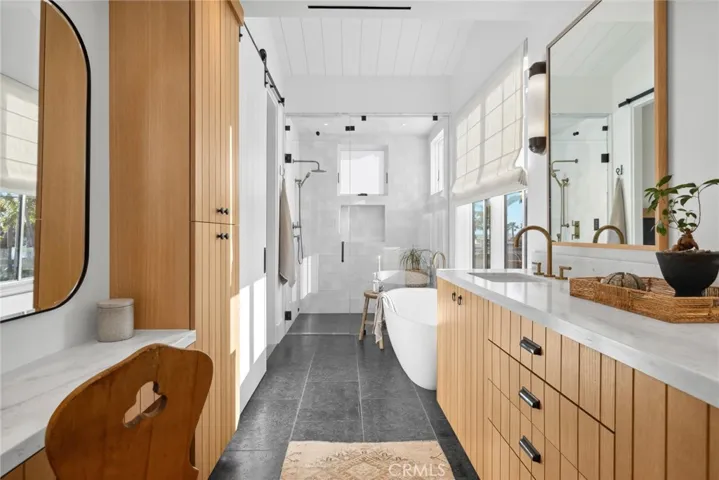 1416 E Balboa Boulevard, Newport Beach, California 92661