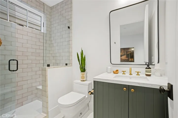 1416 E Balboa Boulevard, Newport Beach, California 92661