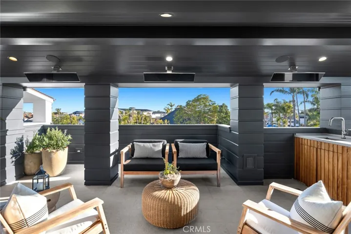 1416 E Balboa Boulevard, Newport Beach, California 92661