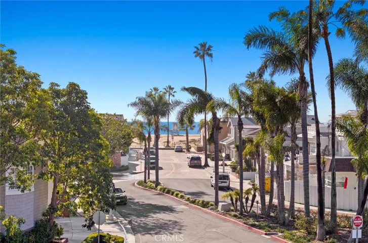 1416 E Balboa Boulevard, Newport Beach, California 92661