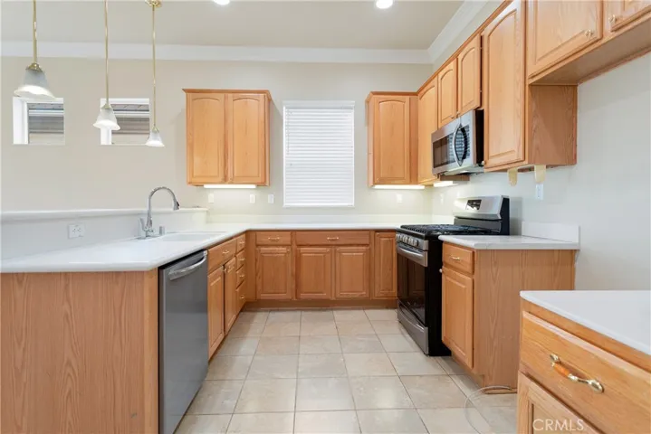 11018 Rockaway Glen Road, Apple Valley, California 92308