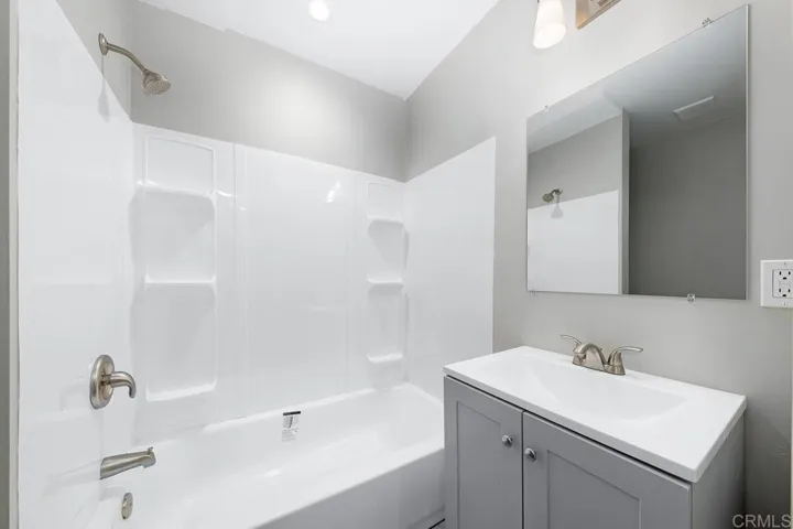guest suite bath