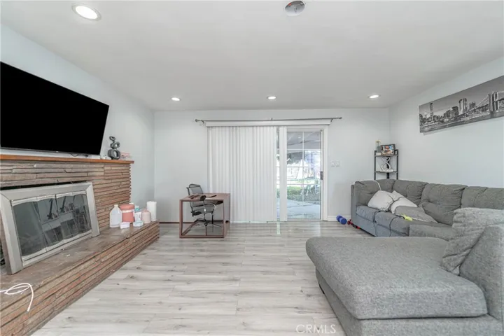 10609 Newville Avenue, Downey, California 90241