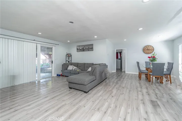10609 Newville Avenue, Downey, California 90241