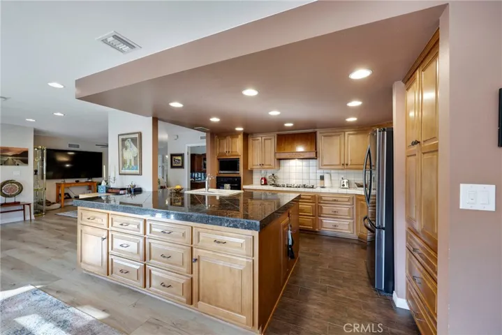 1032 El Mirador Drive, Fullerton, California 92835